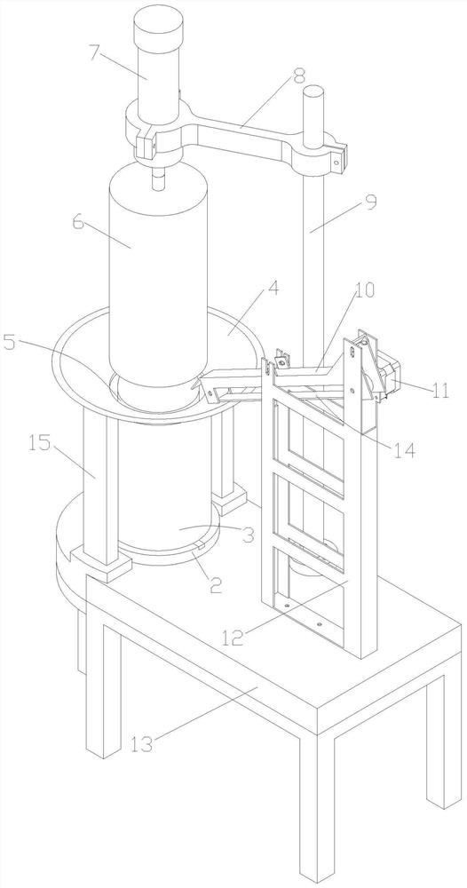 Plant fiber filter element forming device of engine oil filter and using method thereof