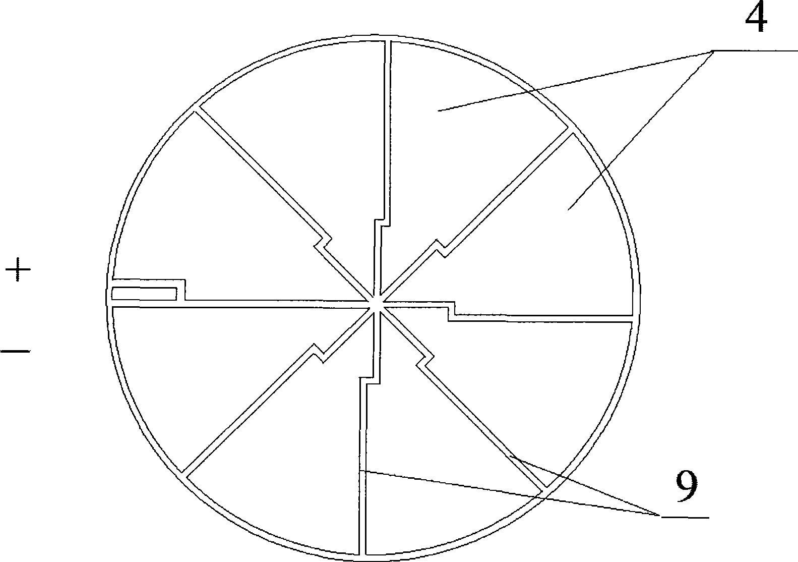 Circular silicon thin-film solar cell