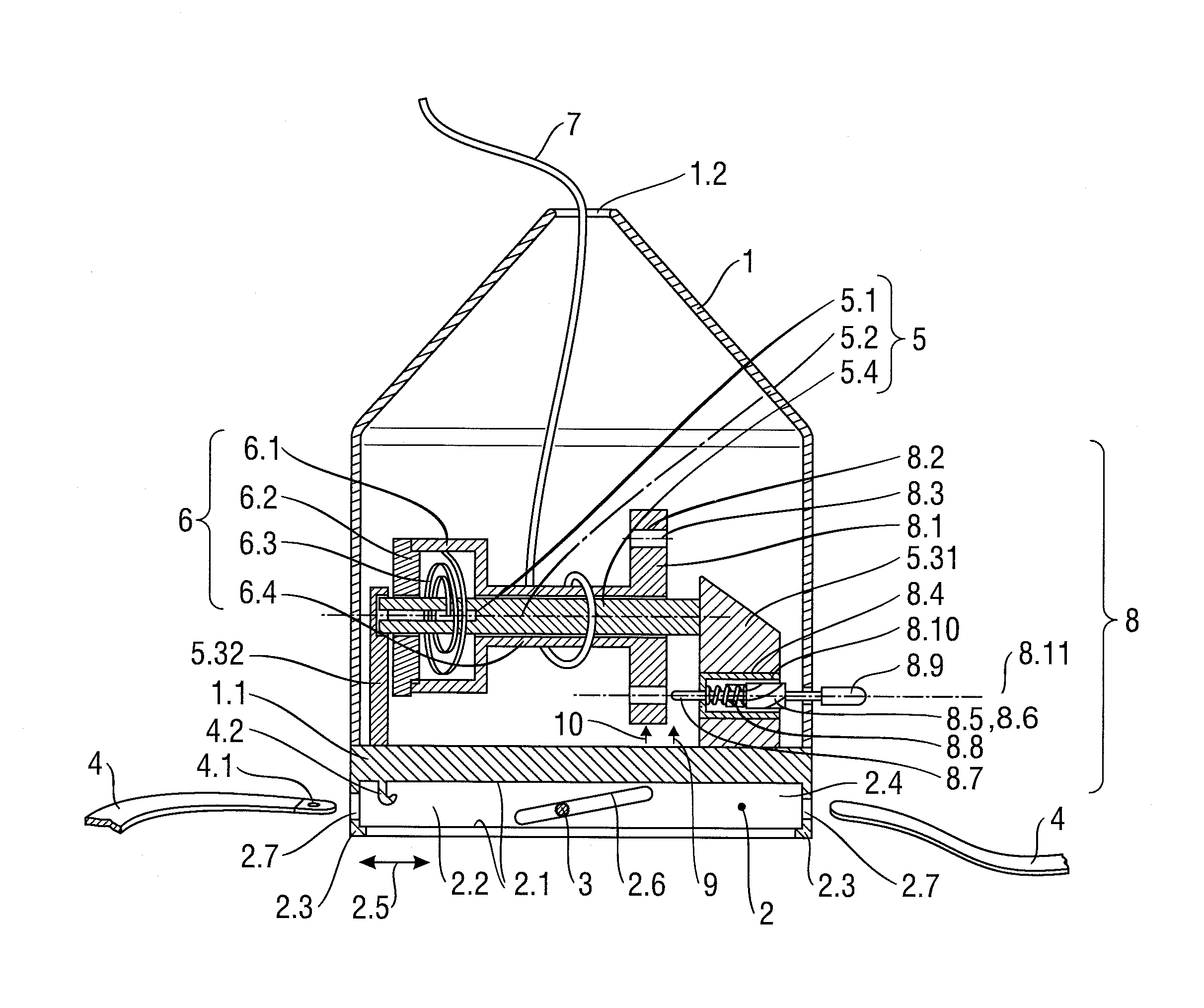 Device for leading animals by means of a leash