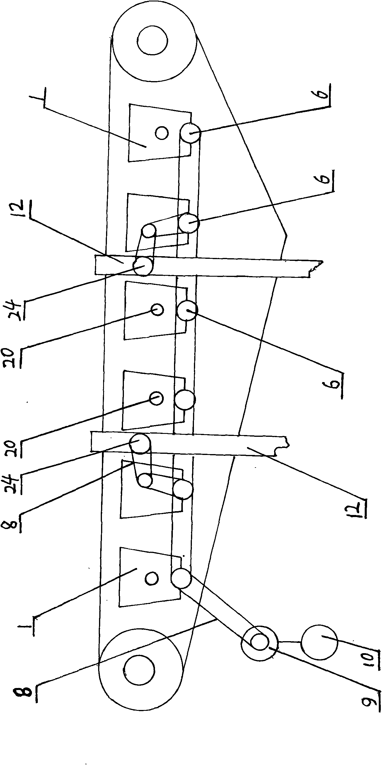 Chain coal burning boiler with automatic ash discharging device