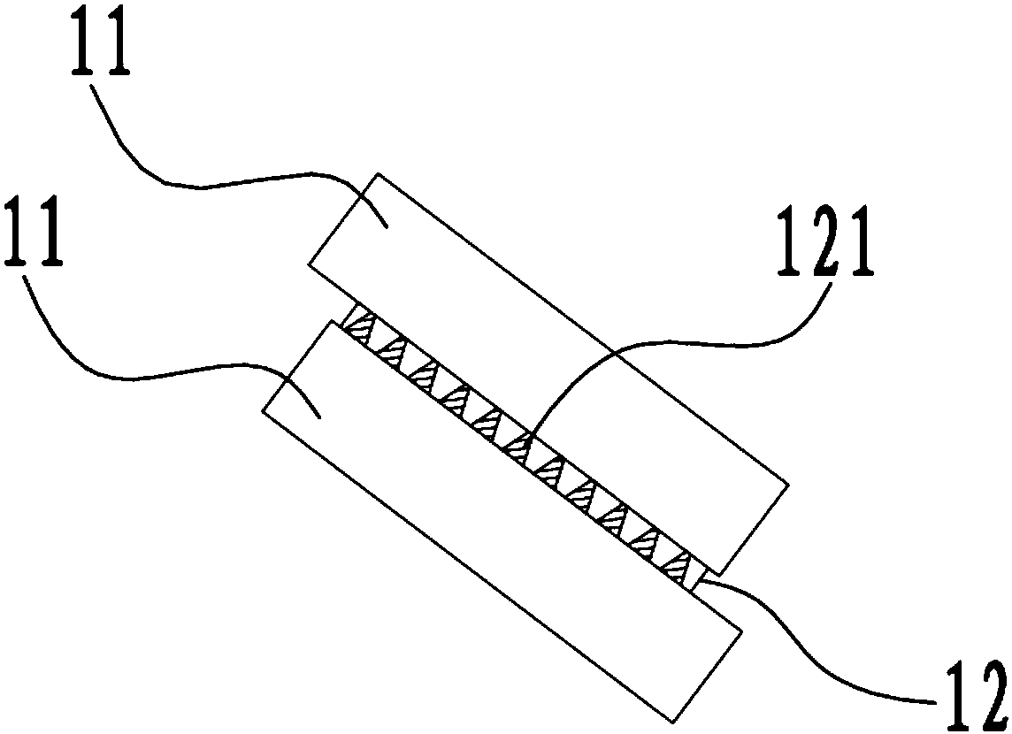 Foam insulation device for building residential pc insulation wall panels and pc insulation wall panels