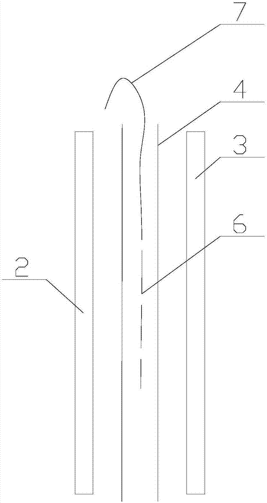 Three-electrode battery and manufacturing method thereof