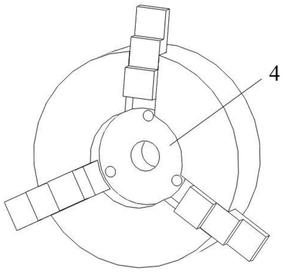 A multi-pass spinning forming clamping structure and spinning method for a variable-section conduit of a fuel tank