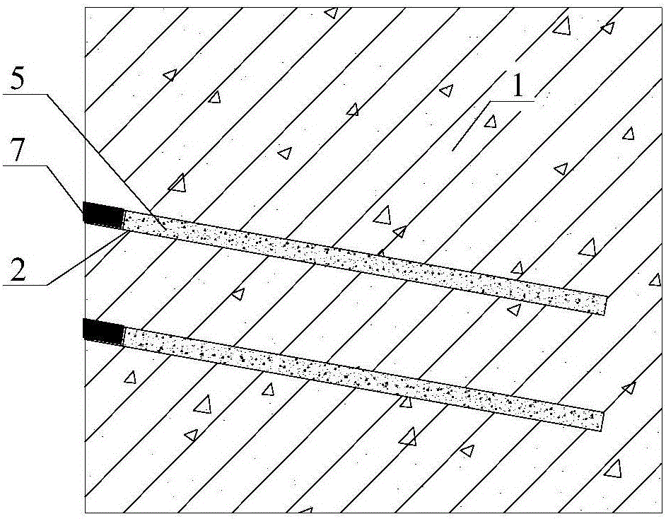 A method of cracking the left filling wall of adjacent coal mining face