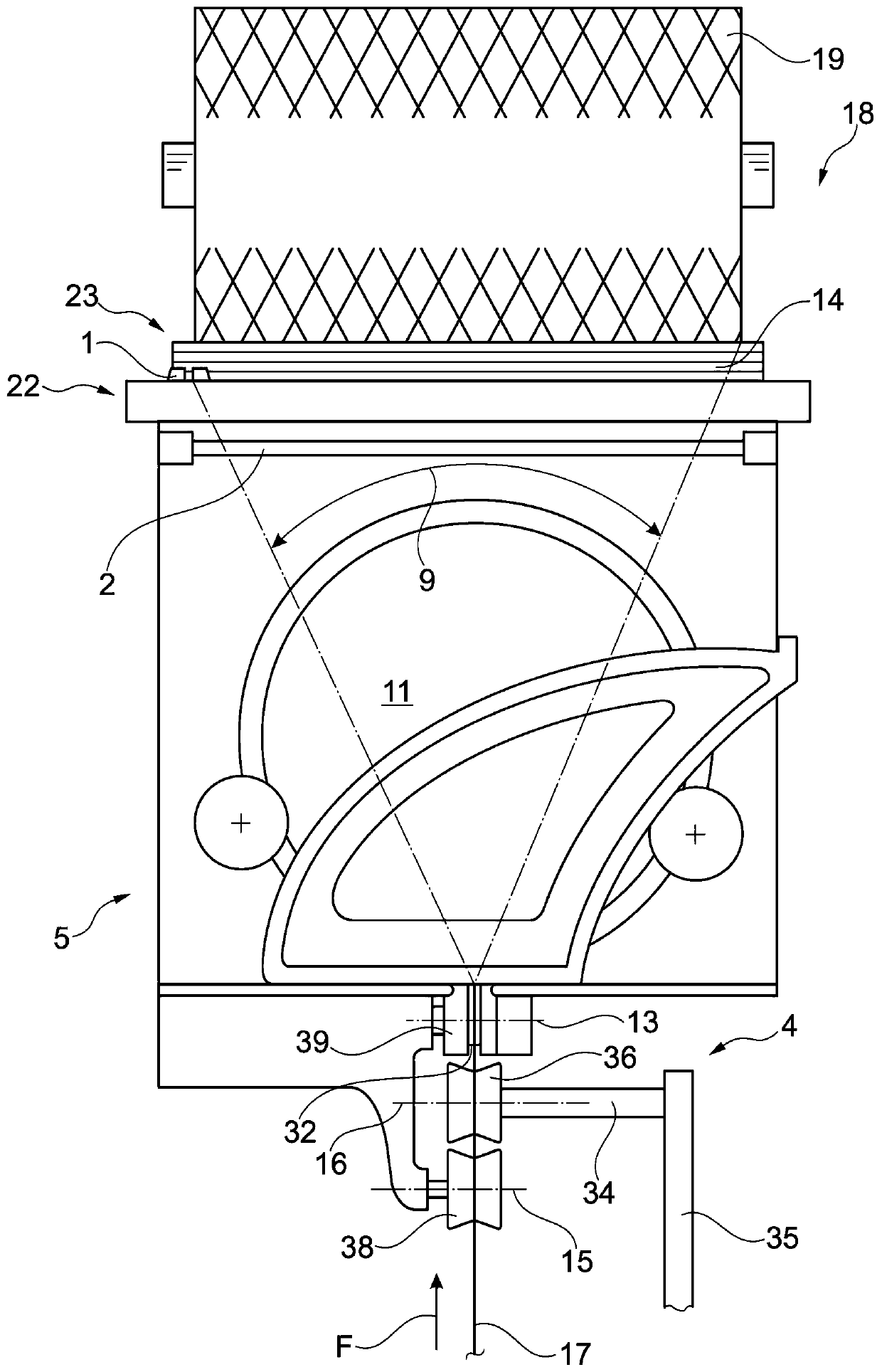 Yarn deflection rollers for mechanical yarn accumulators