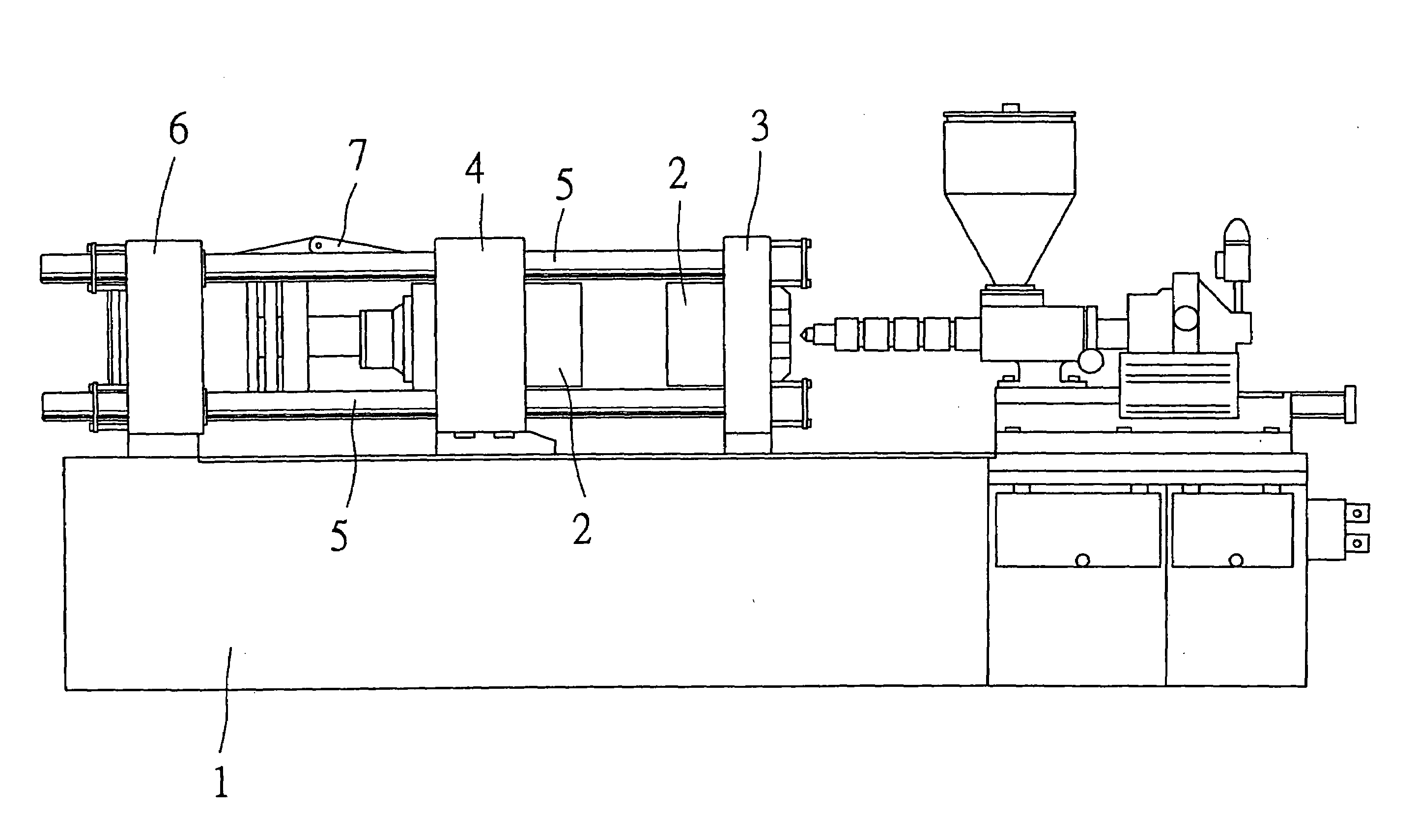 Injection molding machine with two tie bars