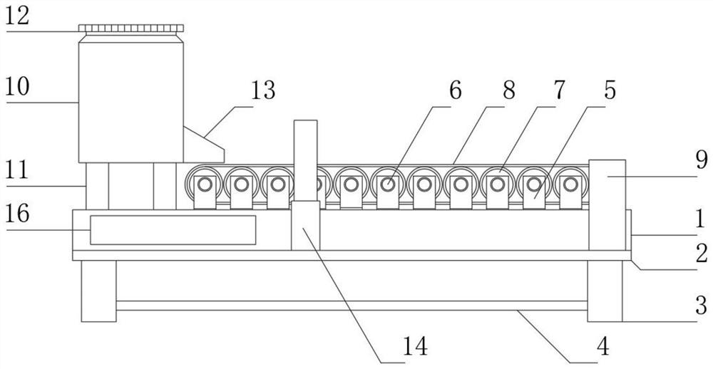 Handkerchief paper packaging and conveying device facilitating feeding