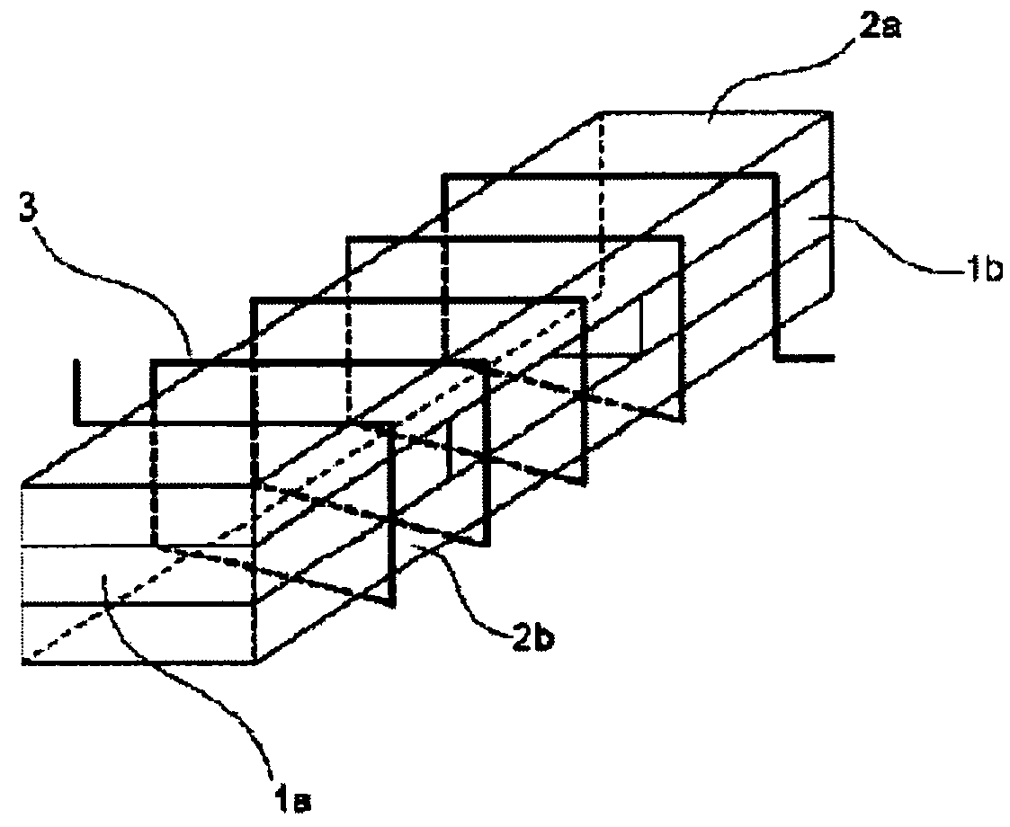 Fault current limiter with saturated core