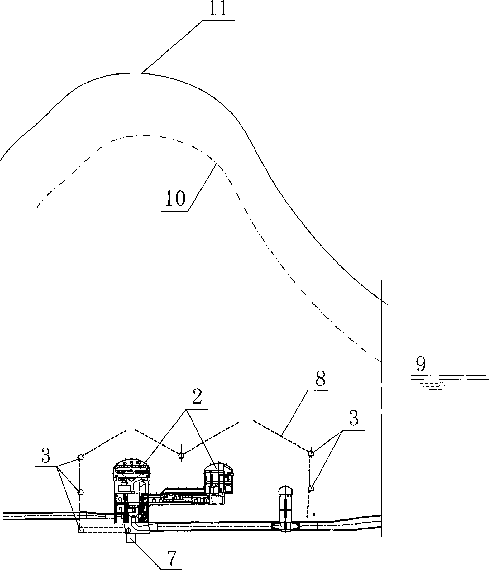 Layered drainage structure of underground powerhouse chamber of hydropower station in water-rich region and construction method thereof