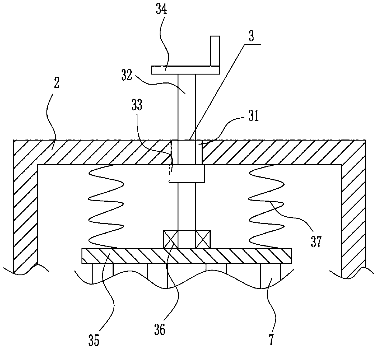 A pet feed compression molding device