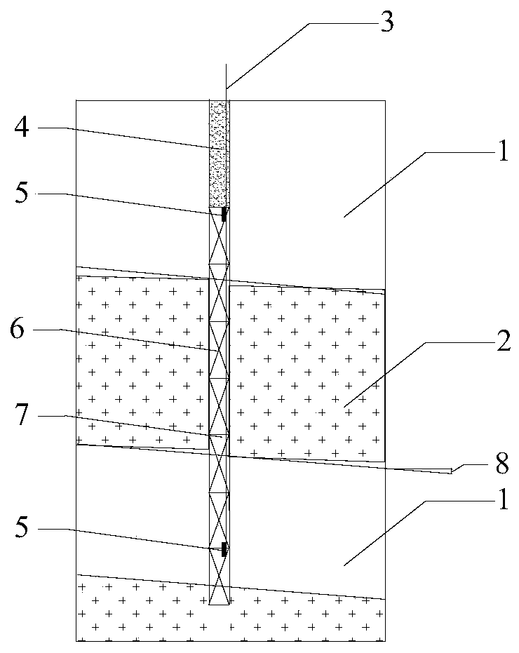 Low-angle dip stratified rock mass misfire-detonation-preventing blasting method