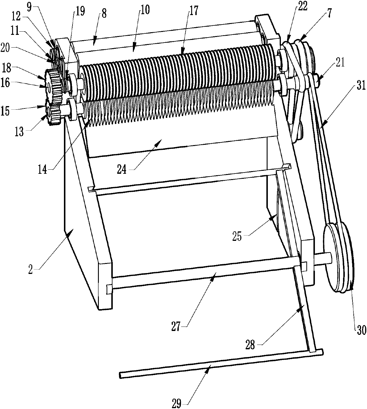 Integrated collecting device for shredding flaky kelp