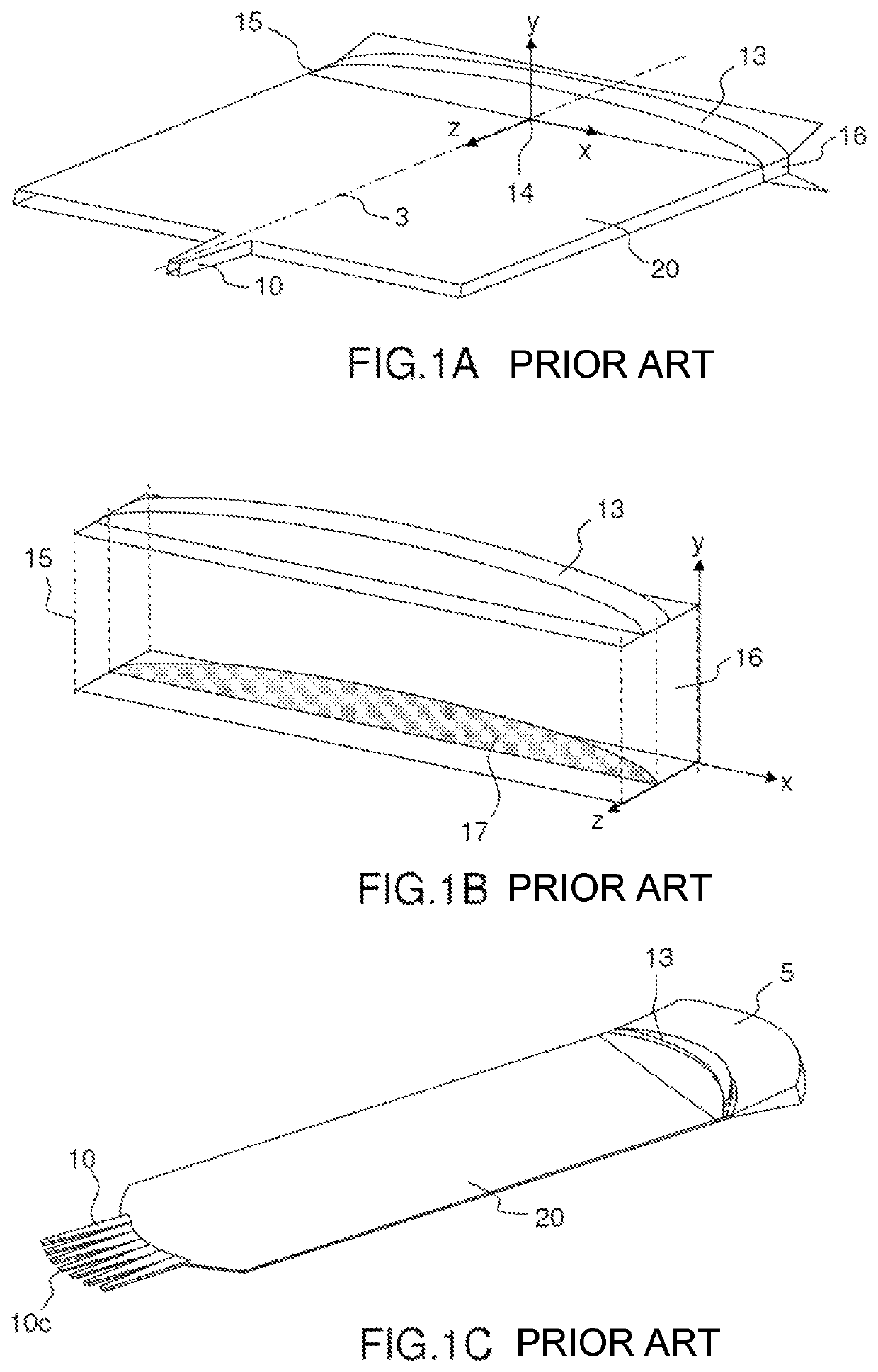 Antenna integrating delay lenses in the interior of a distributor based on parallel-plate waveguide dividers