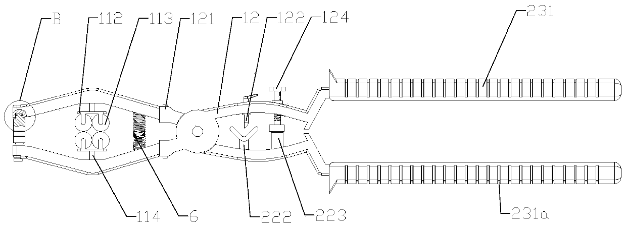 Multifunctional meter-mounting and electrical connection line-folding clamp