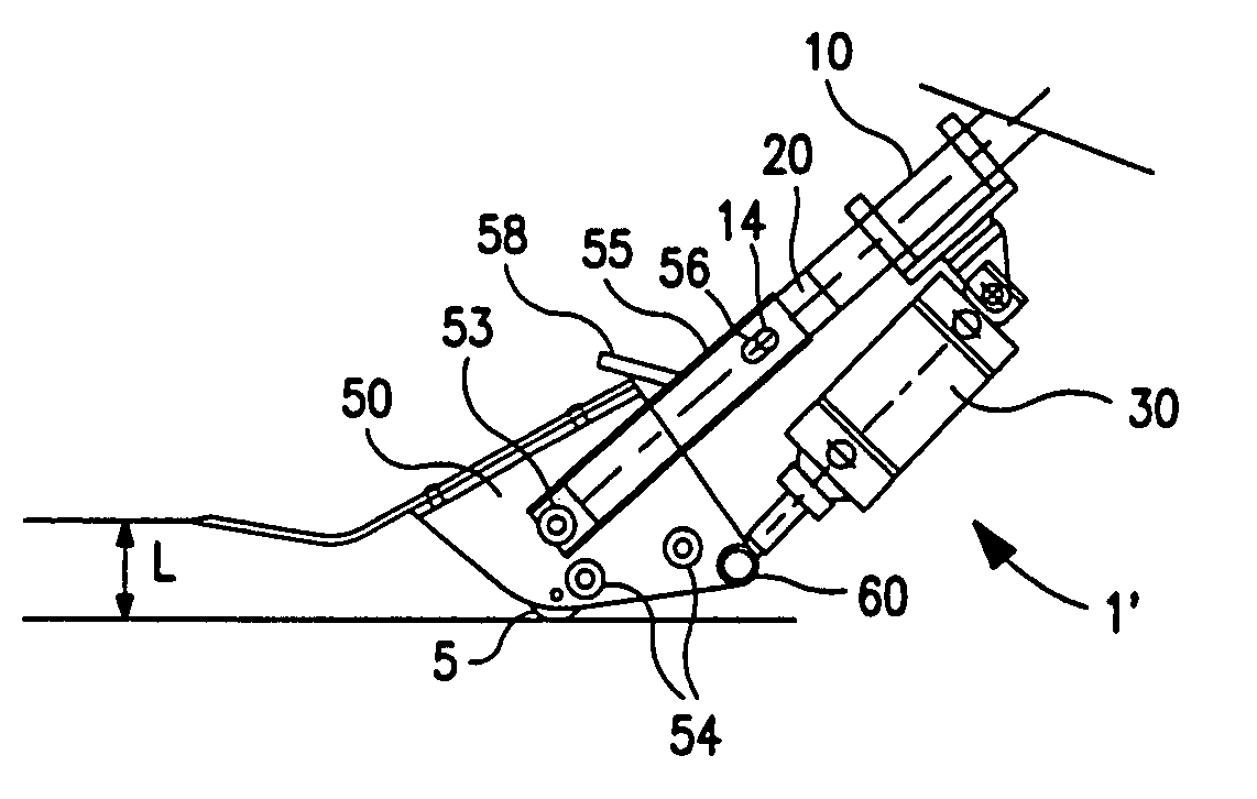 Apparatus for removing surface coverings and methods for using such apparatus