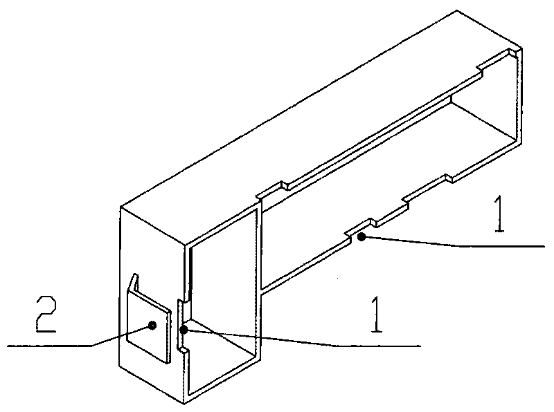 L-shaped upstream side flowing spout