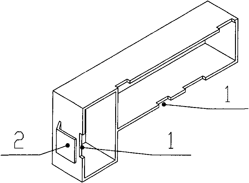 L-shaped upstream side flowing spout