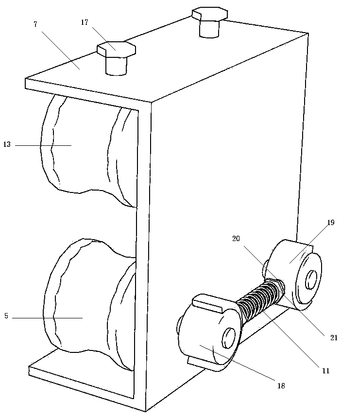 Cable recycling and tidying device