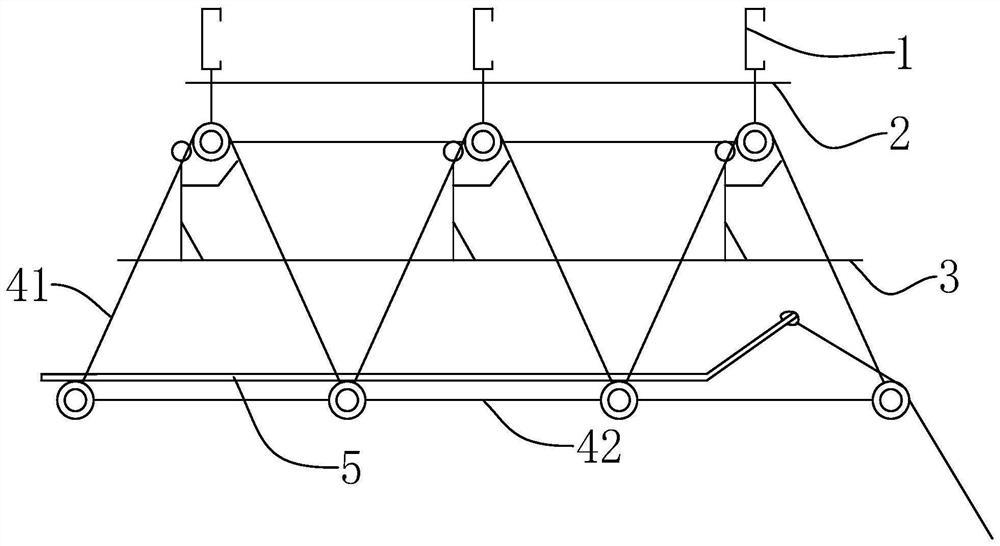 Using method of crawler-type operation platform for net rack construction