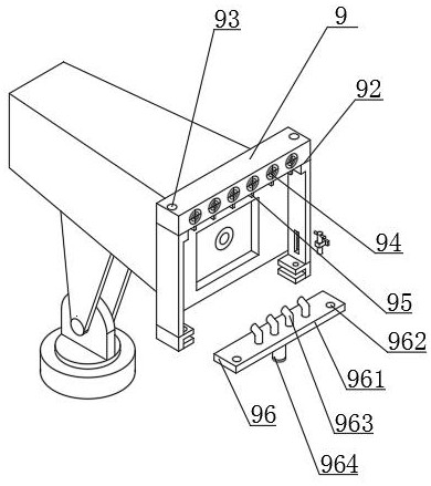 Self-cleaning monitoring device