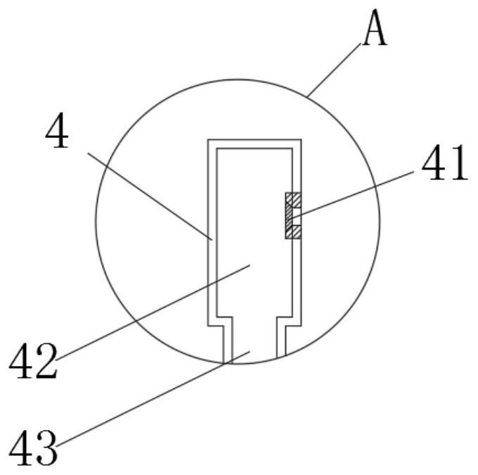 Odor-resistant low-energy-consumption septic tank with three large grids and three small grids