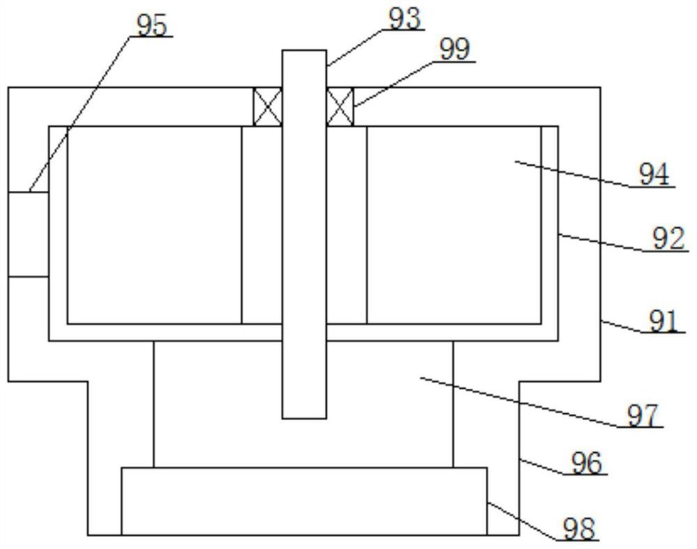 A spherical pruner for spherical plants