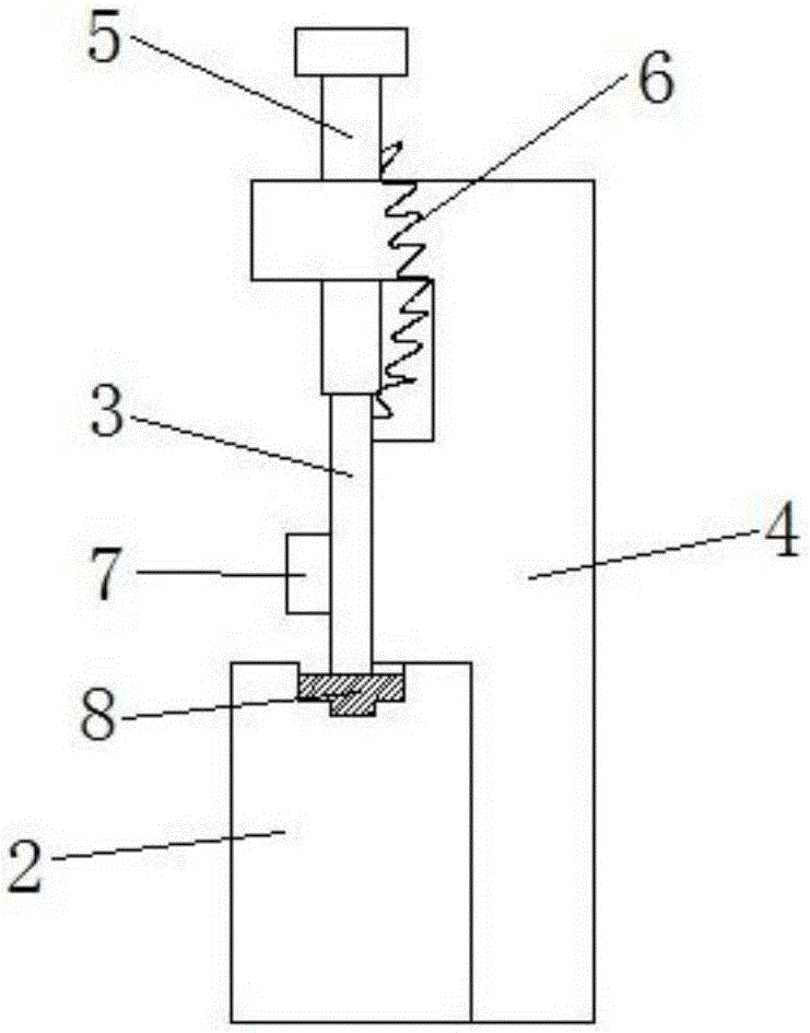 Transporting device capable of preventing stacking of bimetallic strips