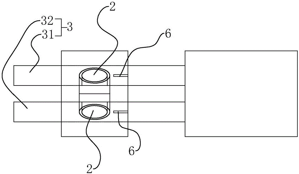 Injection hook production equipment, melt filtering device thereof and manufacturing method for injection hook