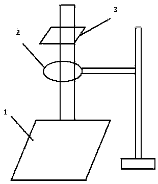 Device and method for detecting defects on surface of solar cell