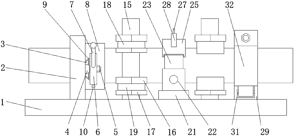 Diameter-adjustable pipe fitting cutting device and cutting method thereof