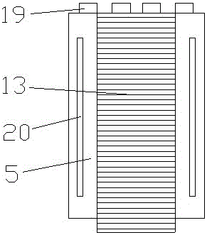 Uninterrupted power unmanned aerial vehicle (UAV) capable of automatically replacing battery