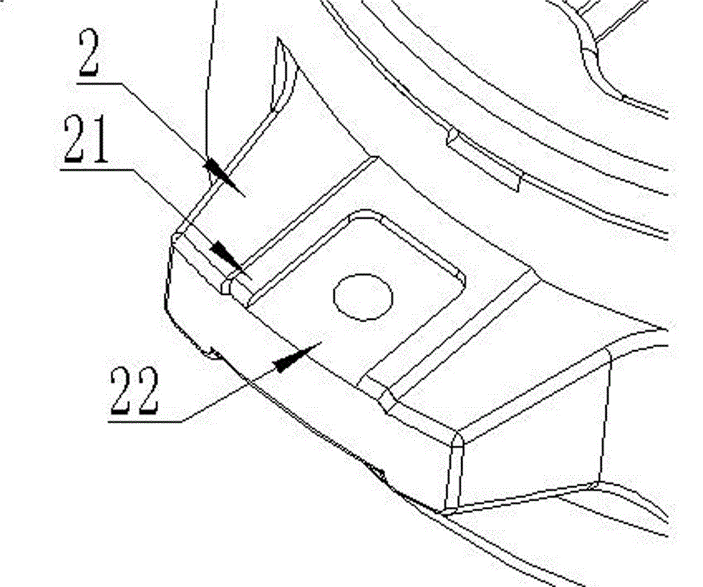 Plastic packaging motor with mounting foot grounding structure