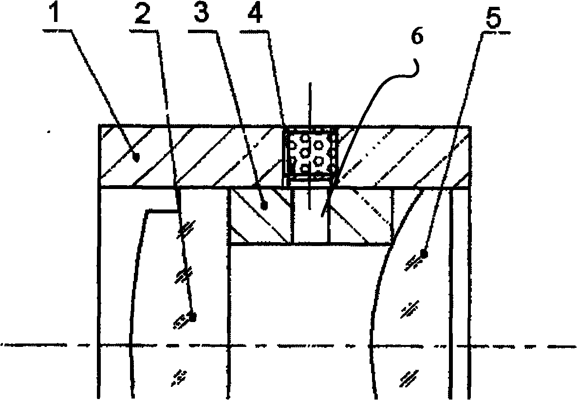 Optical lens with dustproof and vacuum pumping function