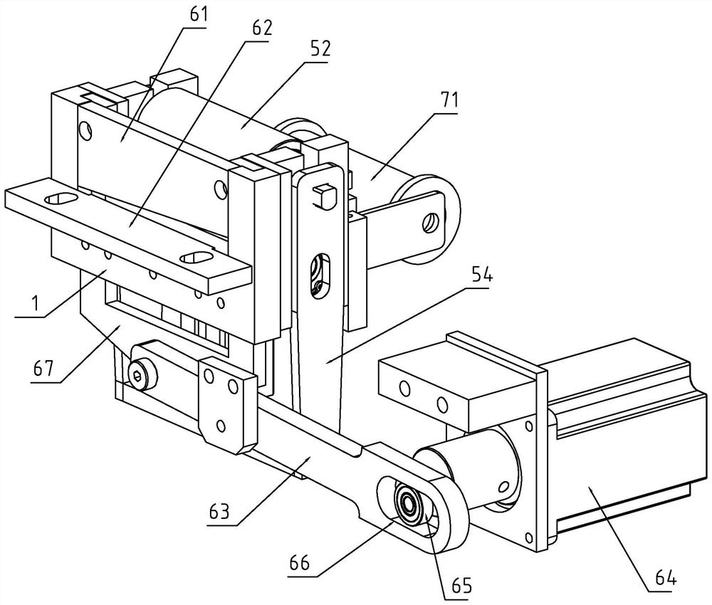 Soft center strip feeding device for covering machine