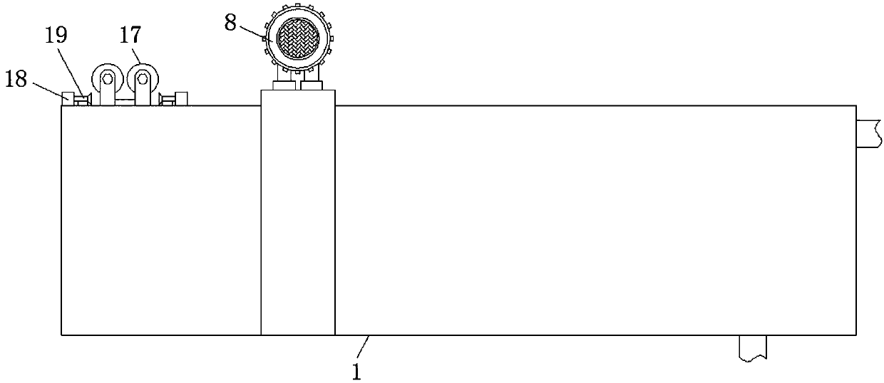 Rinse tank for washing woollen blanket