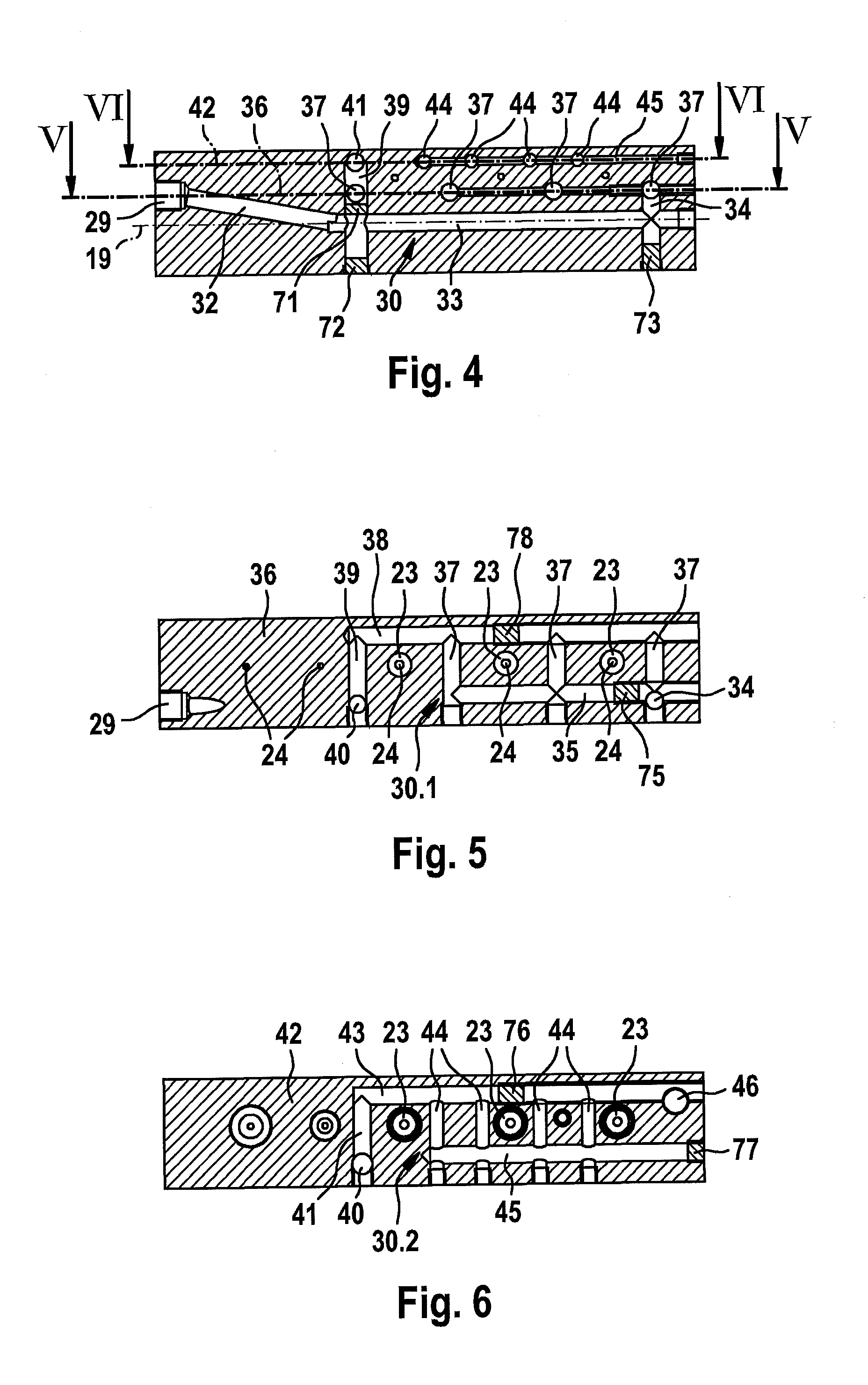 Fuel accumulator block for testing high-pressure components of fuel injection systems