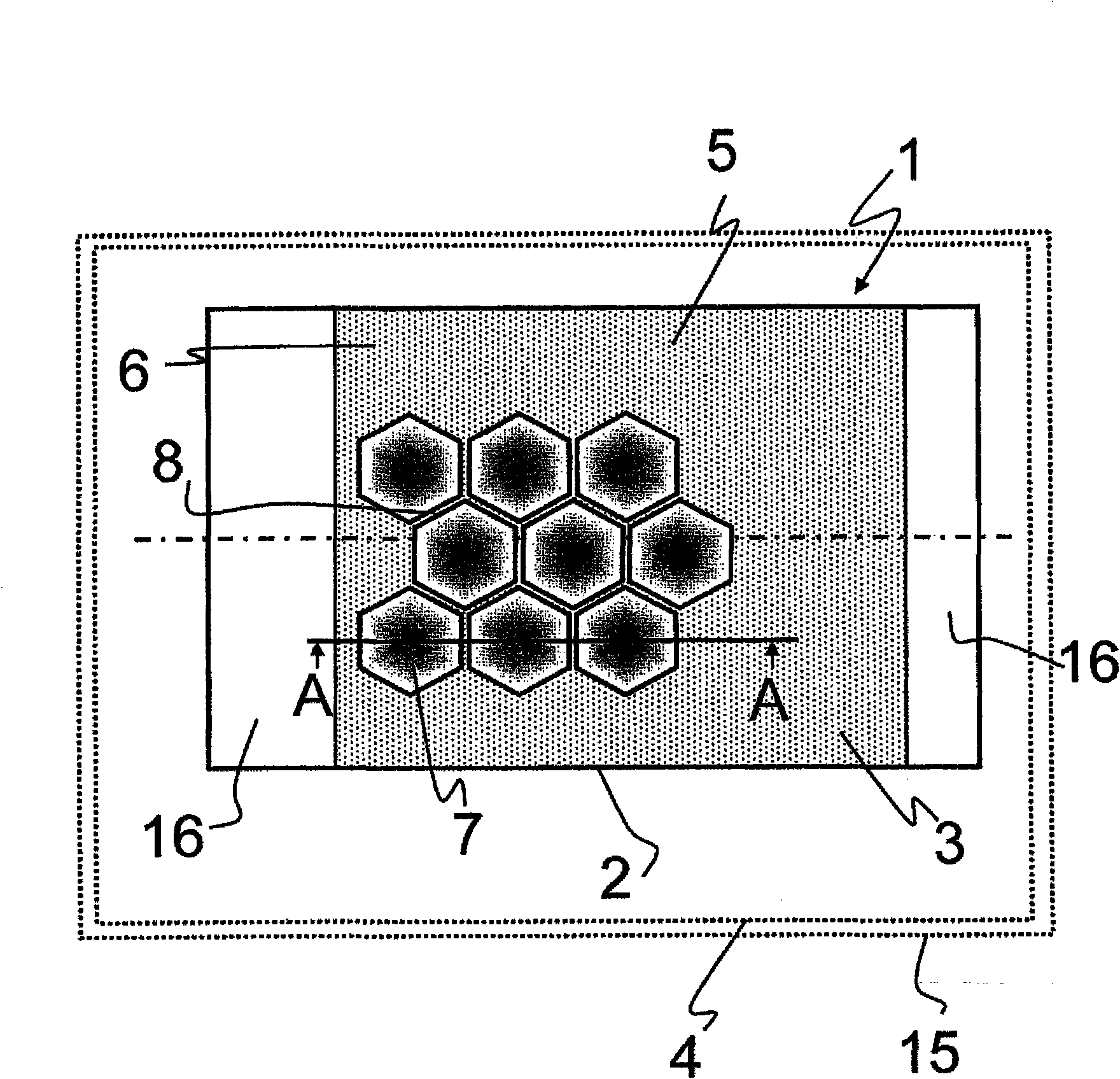 Honeycomb body with structured sheet material