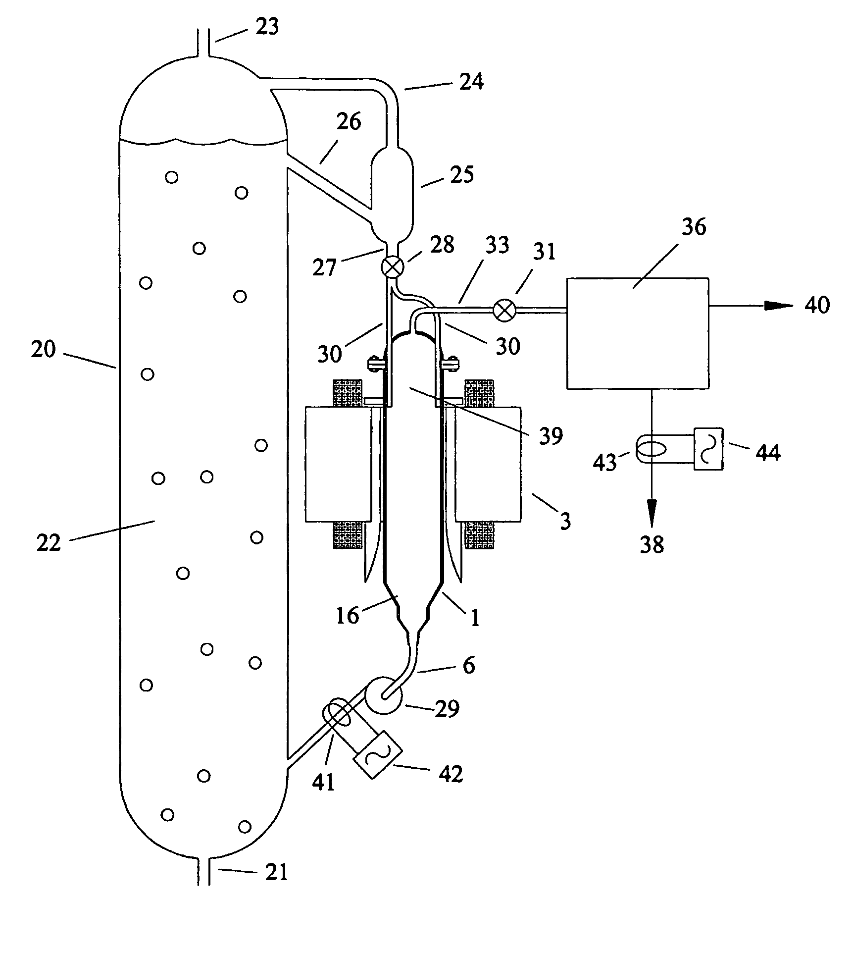 Apparatus and method for continuous separation of magnetic particles from non-magnetic fluids