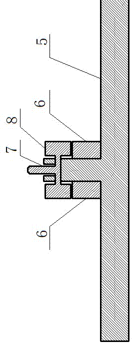 Method for collecting rubbish by using sliding deformation wide-mouth cleaning device