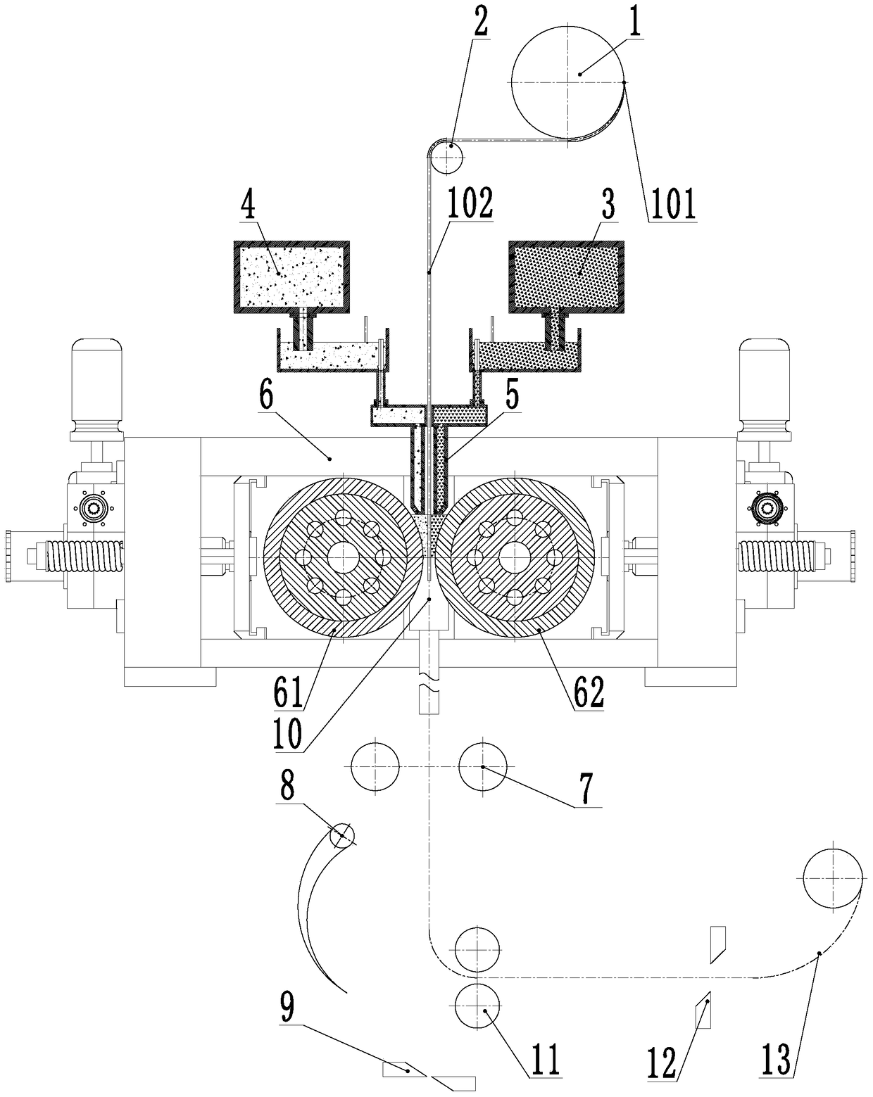 Continuous casting and rolling method for manufacturing mesh reinforced sandwich composite material by using solid-liquid casting and rolling equipment