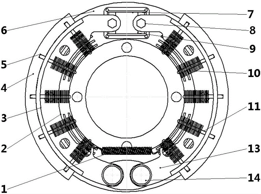 Drum brake cooled through heat pipes