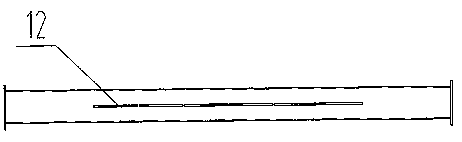 Dust collecting device at vertical straining portion of air cushion