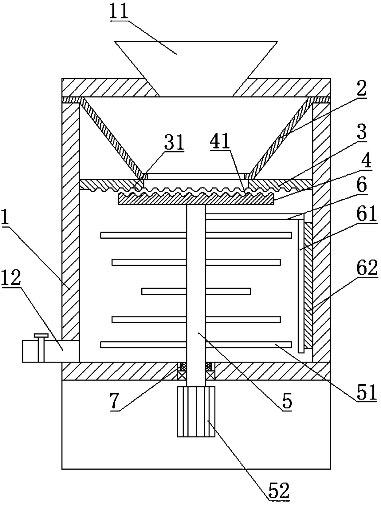 Grinding and mixing device for coating