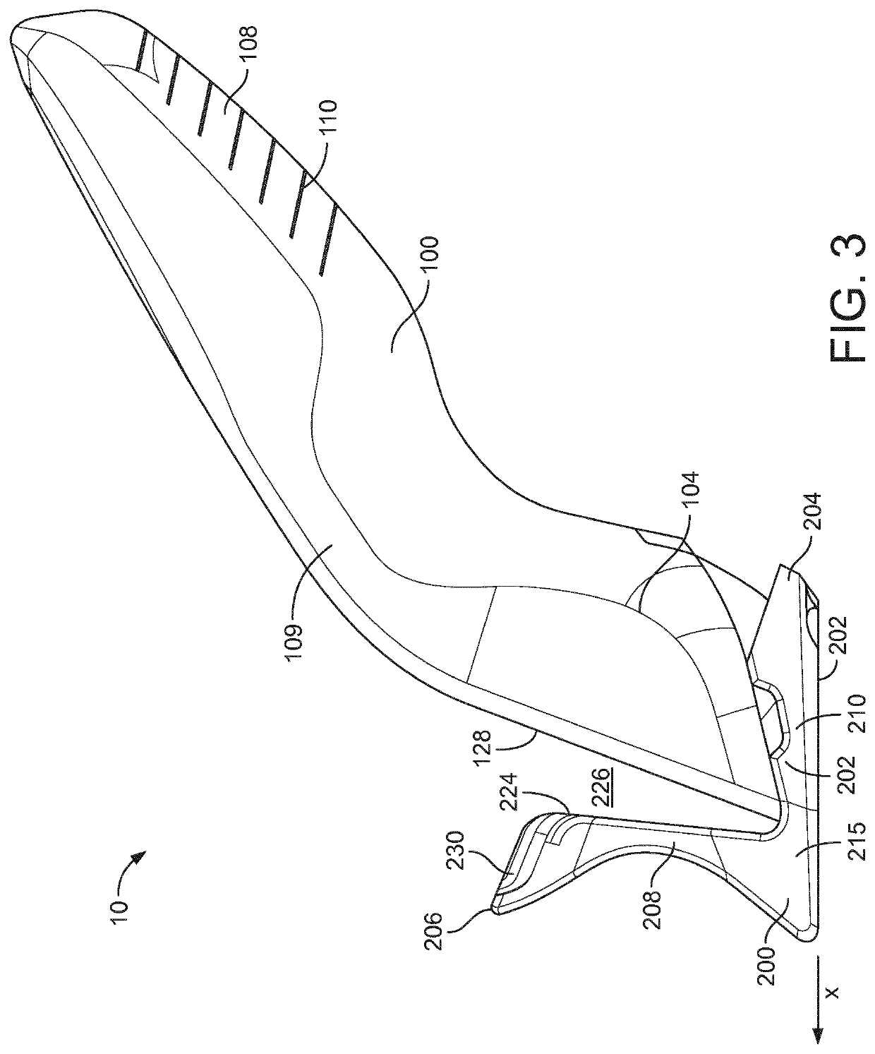 Hair clipper comprising a comb