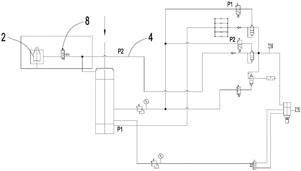 Complemental air circuit for bottle blowing machine