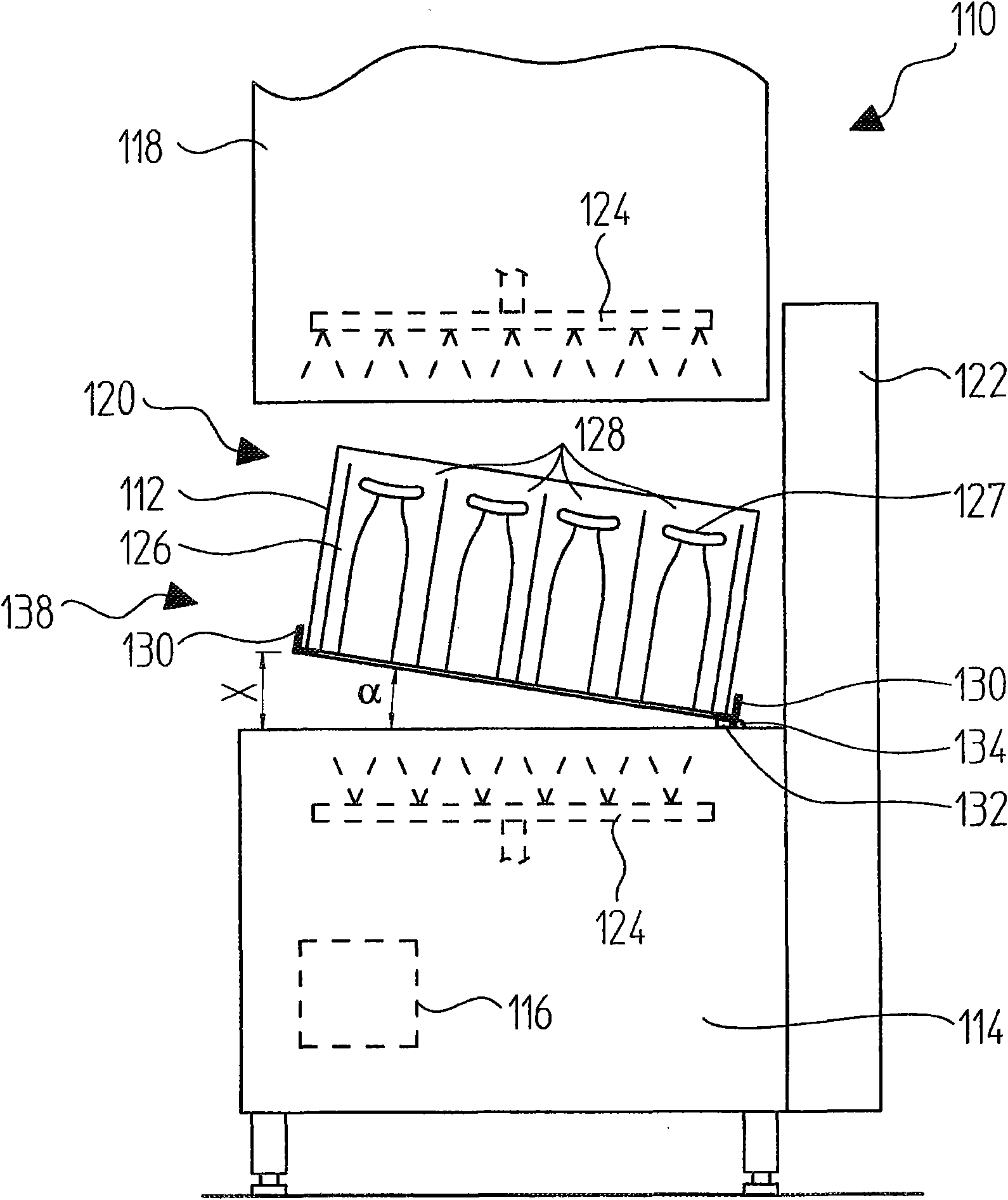 Dish washer with pivot device