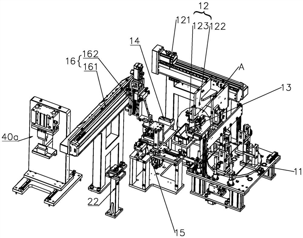 Ultrasonic welding machine for connecting pieces