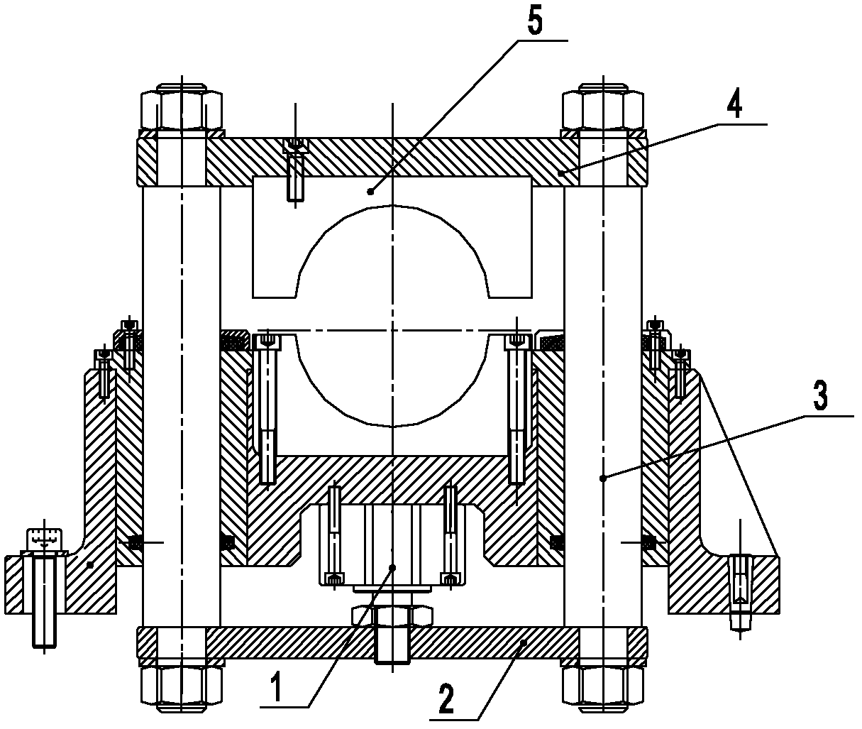 Clamping mechanism of pipe cutting machine