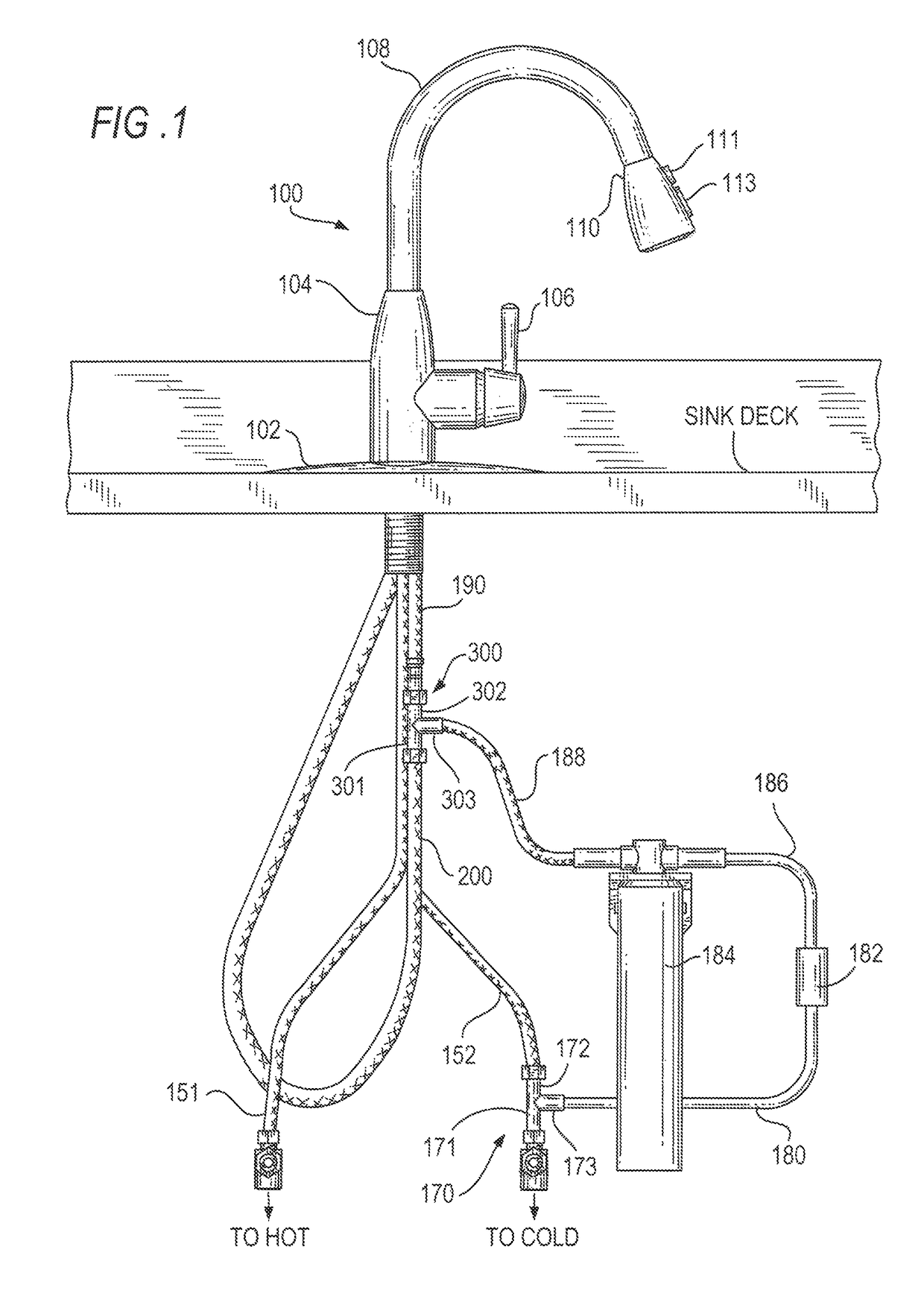 Integrated faucet filtration system