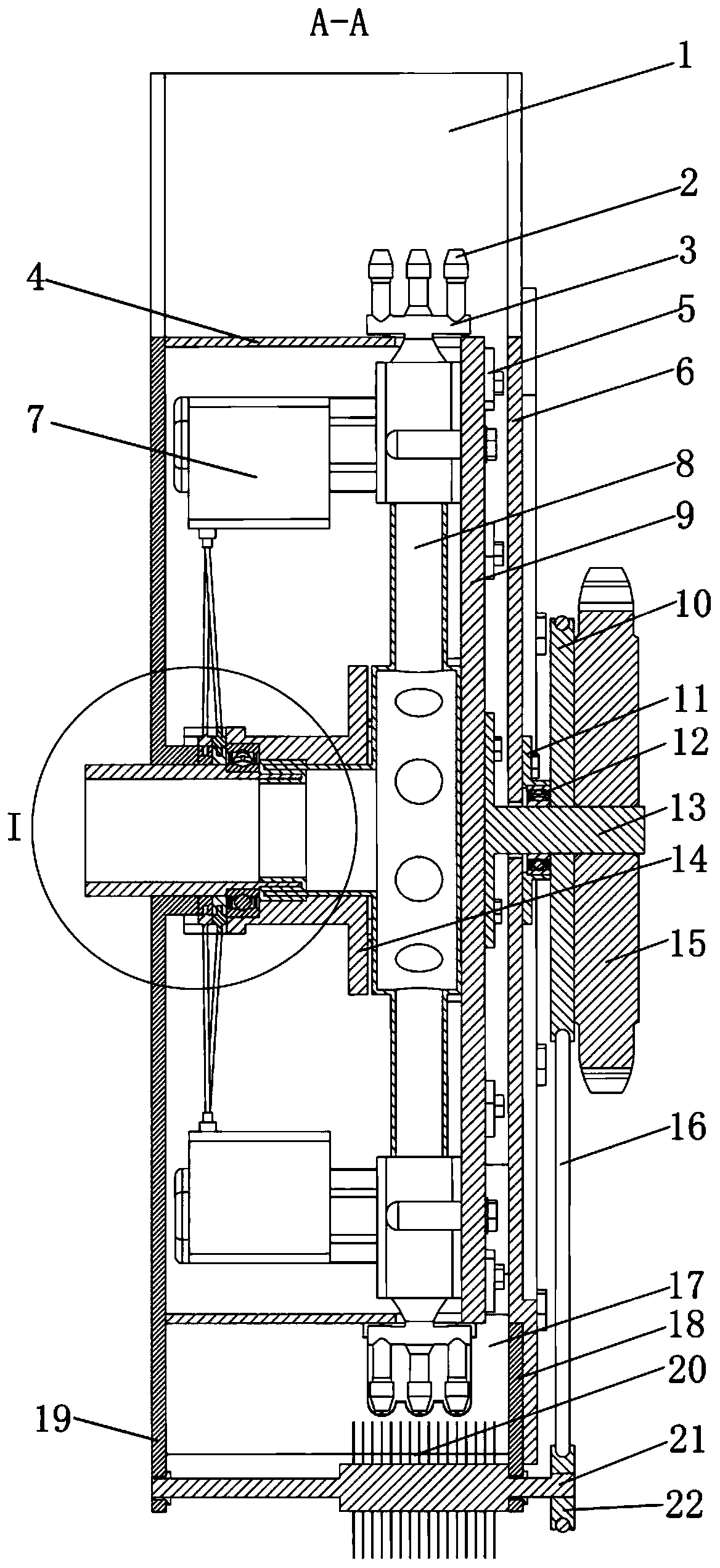 Negative pressure seed sucking and mechanical seed cleaning type precise seed-metering device and seed-metering method thereof